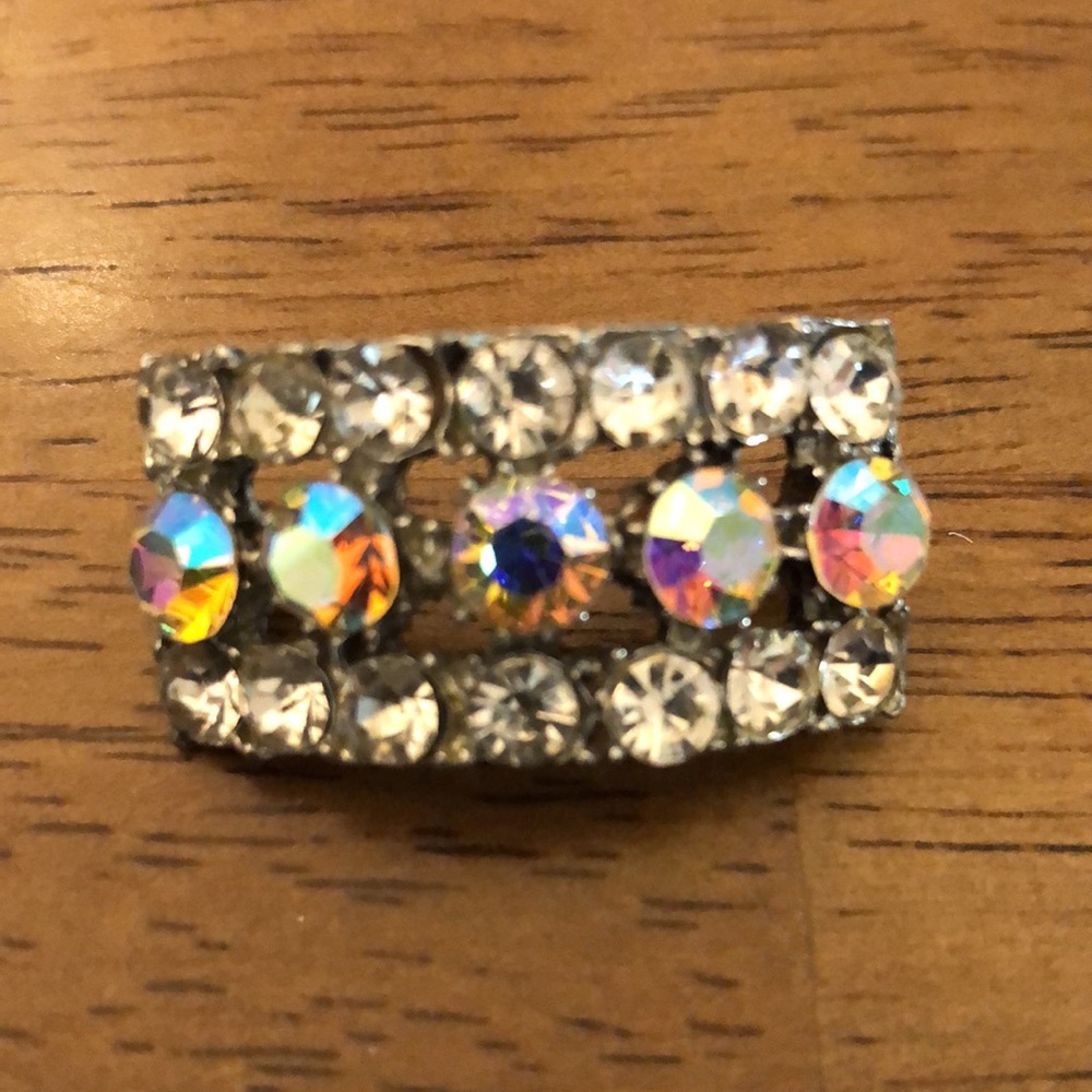 Brooch